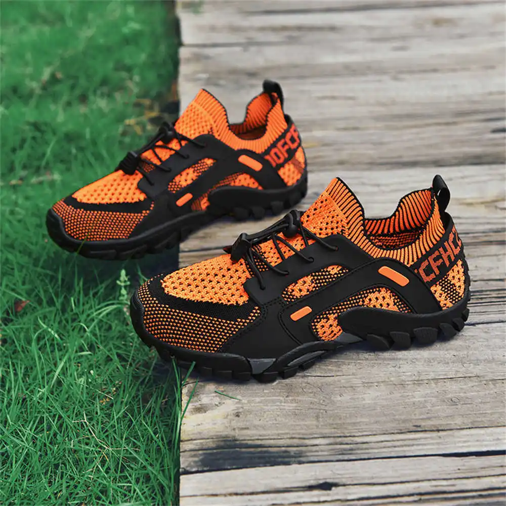 Luxury Lifestyle Experiences - Sepatu olahraga pria, ukuran 43 ukuran