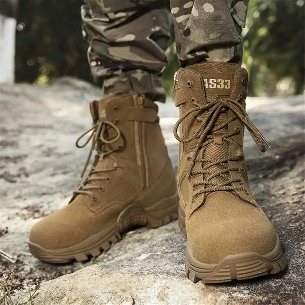 Sepatu boot kulit asli antisel - Luxury Lifestyle Experiences ulasan dan harga