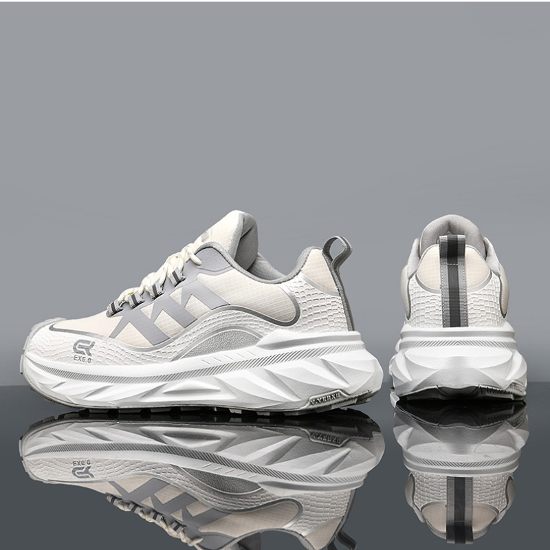 Sepatu Olahraga Luar Ruangan M - Luxury Lifestyle Brands ulasan dan harga