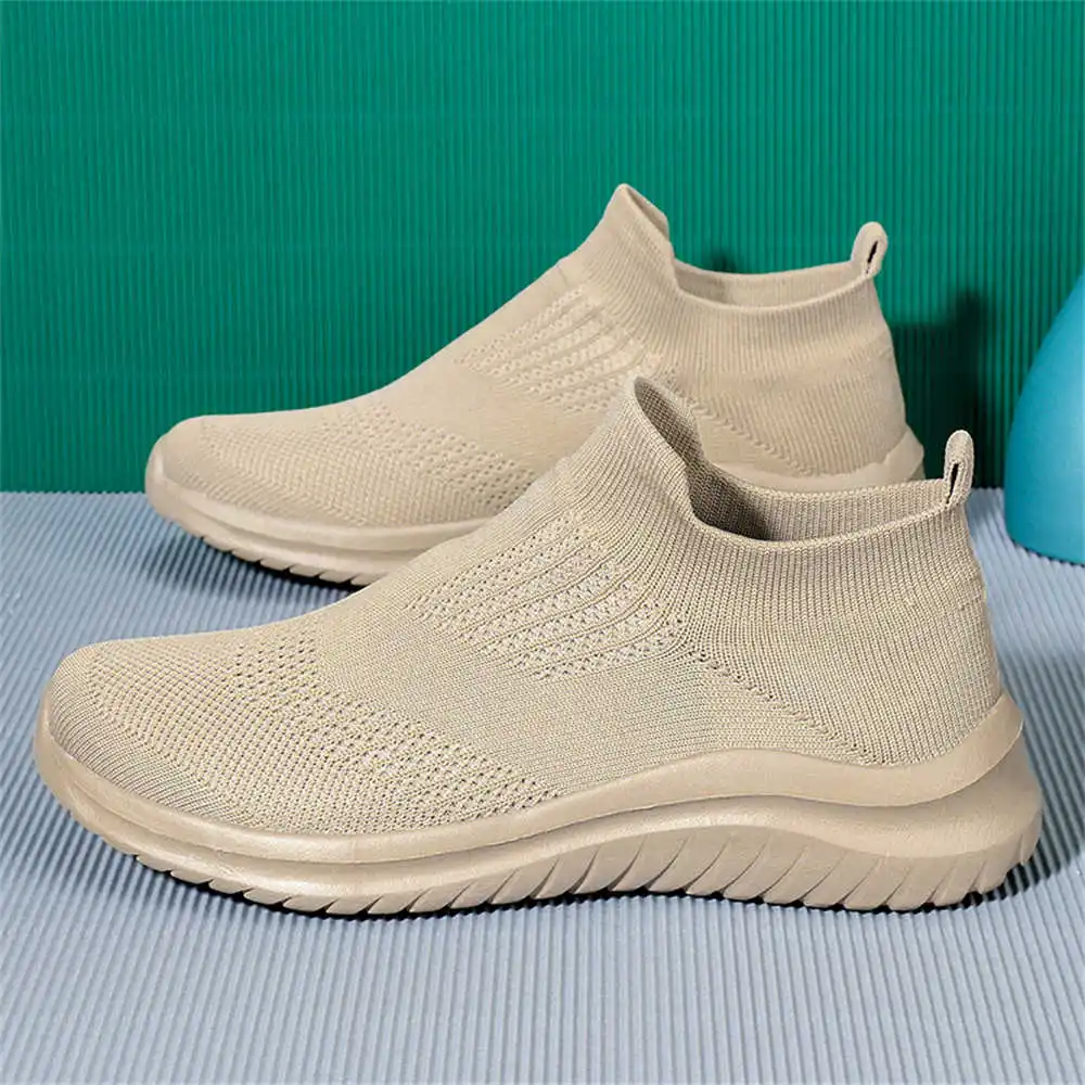 Sepatu olahraga pria, krem lem - Luxury Lifestyle Experiences ulasan dan harga