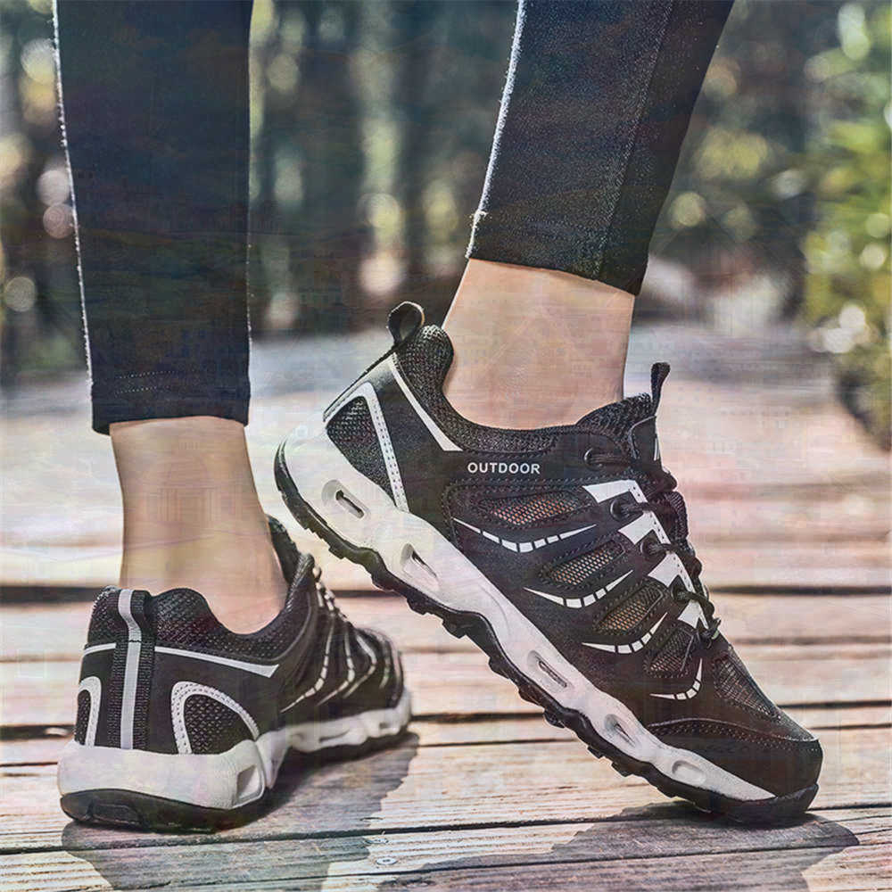 Sepatu Tenis Perak Ujung Bulat - Luxury Lifestyle Experiences ulasan dan harga