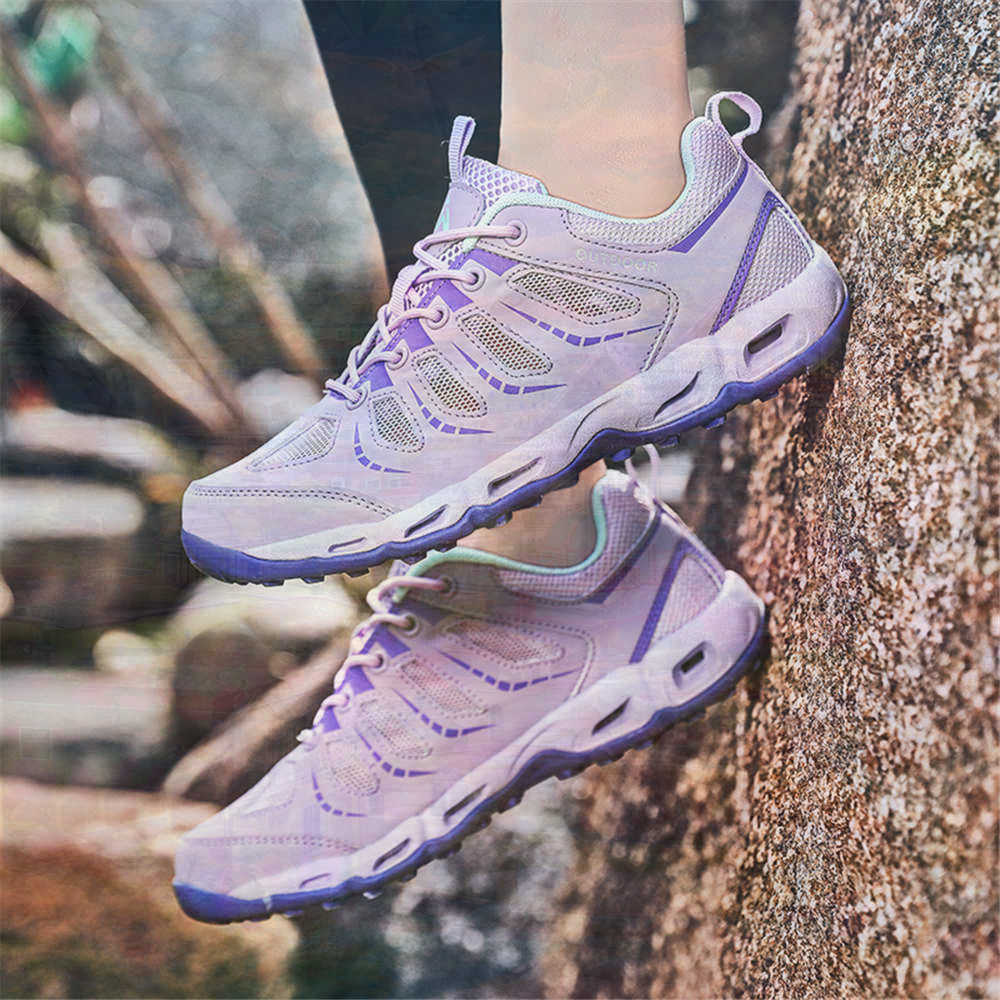 Sepatu Tenis Perak Ujung Bulat - Luxury Lifestyle Experiences ulasan dan harga