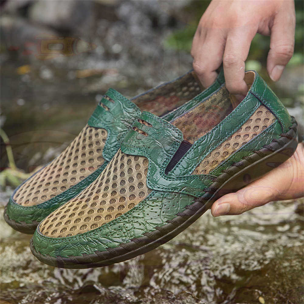 Sepatu Lucu Warna Campuran Tan - Luxury Lifestyle Experiences ulasan dan harga