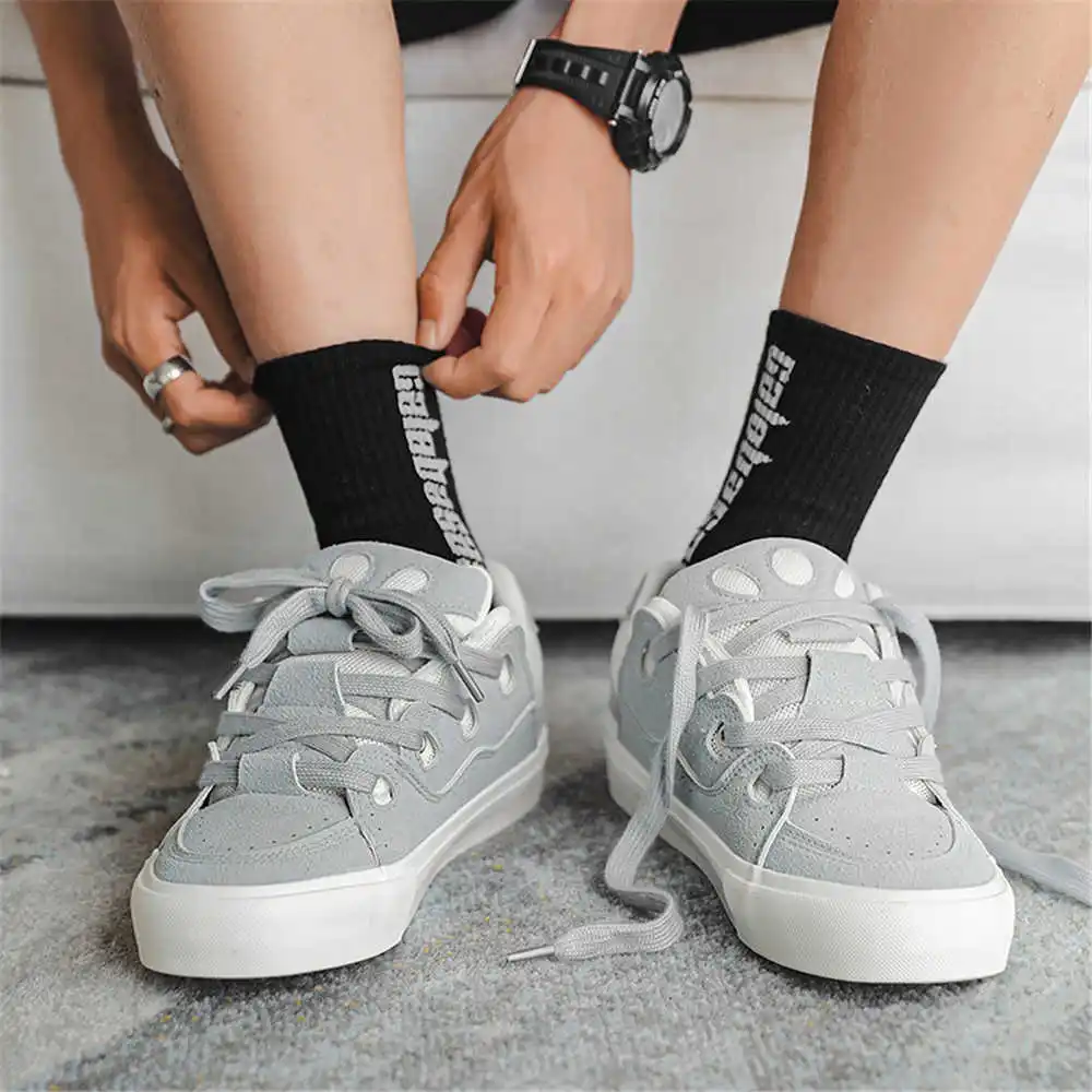 Sepatu bot krem wanita, dengan - Luxury Lifestyle Experiences ulasan dan harga